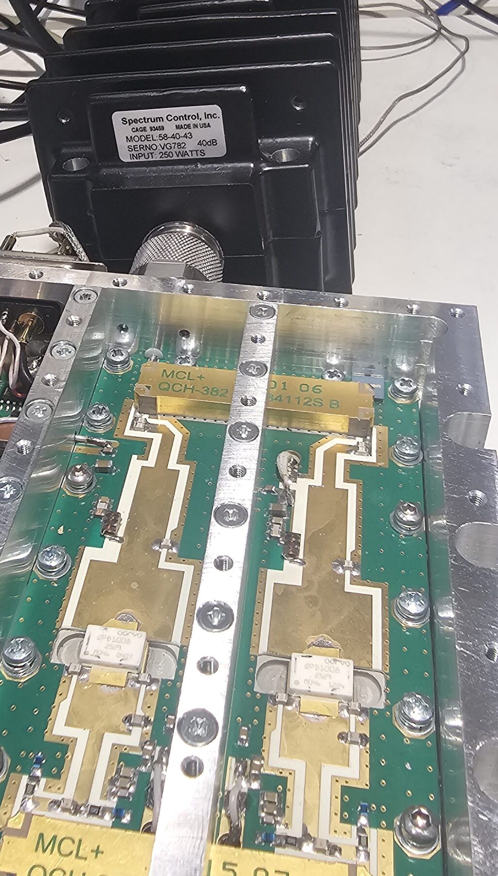 HideWave PCB Topology